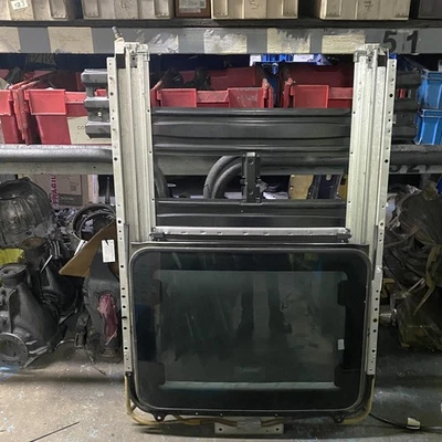 Conjunto techo corredizo trasero / Ver descripción para Mitsubishi DELICA L400 PD5W 2.5 - Imagen 1 de 4