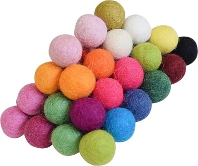 Bolas de fieltro natural de 50 piezas de colores mezclados. 100% Lana Artesanal 2,0 cm Venta al por mayor Foto 1 de 4