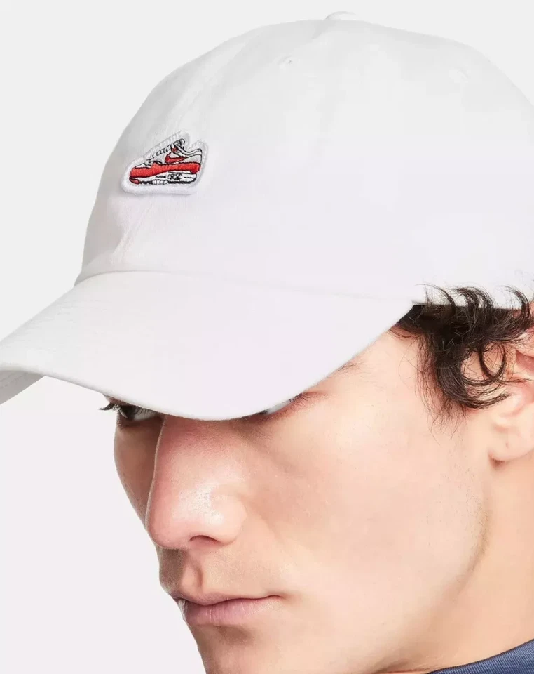 Nike Air Ma Unstructured Club Cap Men’s S/M White Red FN4402-100