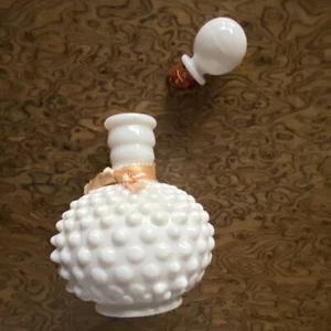 Vintage Antique Fenton Hobnail White Milk Glass Perfume Bottle w/ Stopper - Picture 1 of 2