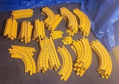 Желтовато-коричневые железнодорожные пути Geotrax лот из 50 путей переключатели прямые изгибы 🚆 - Изображение 1 из 4