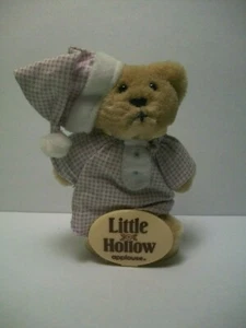 Vintage Applause ~ Teddy Bear In Nightshirt & Cap ~ Little Hollow ~ 4" Tall - Picture 1 of 5