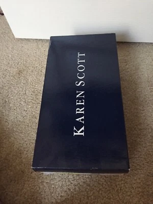 Karen Scott Juliana negro satinado 8,5 Foto 1 de 4