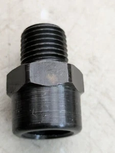 Chicago Pneumatic Buchse-Lufteinlass CA091545 ersetzt durch PN CA147556 - Bild 1 von 4