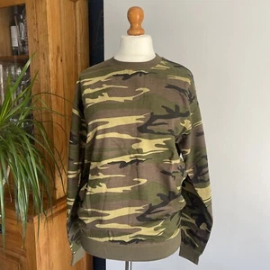 Urban Renewal Woodland Camo Sweatshirt Medium Bnwt - Picture 1 of 6