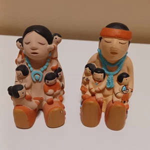 Figurine conteur amérindien vintage Cleo Teissedre 1986 poterie signée - Photo 1/4