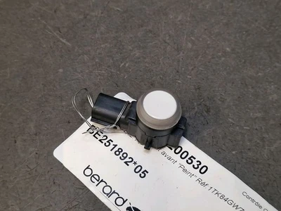 Sensor De Estacionamiento Delantero - Jeep Cherokee V - 1TK84GW7AA - Imagen 1 de 3