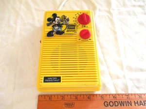 Vintage Disney Mickey Mouse Portable Bathroom AM/FM Radio Water Resistant. Nonwo - Picture 1 of 12