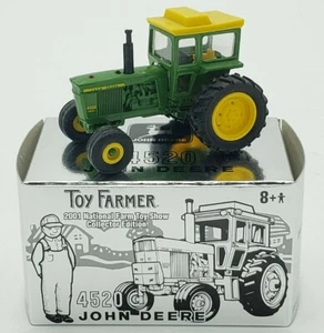 John Deere 4520 Tractor 2001 Toy Farmer Show 1/64 Scale Ertl Collector Edition - Picture 1 of 8