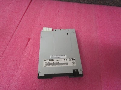 Qty Lot (20) Mitsumi 3.5" 1.44MB  Floppy Drives D353F3 Black Bezels - Image 1 of 4