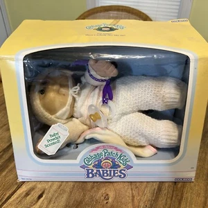 Vintage Kohl Aufnäher Kinder Babys Julia Honoria mit Geburtsurkunde - Bild 1 von 3