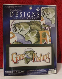 Kit de punto de cruz contado Designs for the Needle Gone Fishing/8 x 18 - Imagen 1 de 4