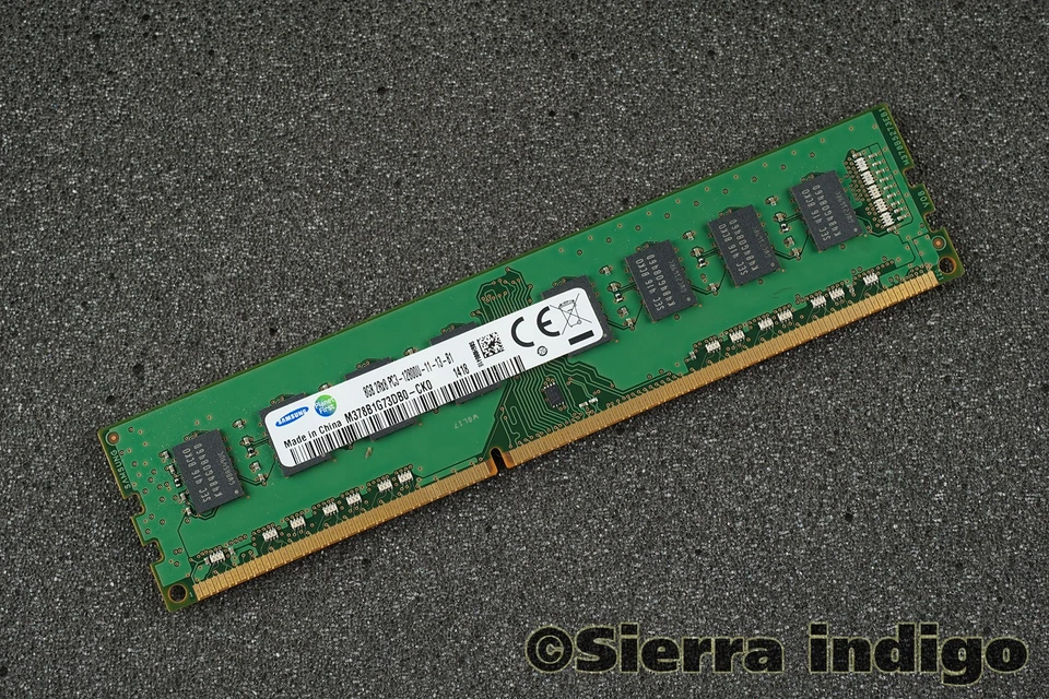 Samsung M378B1G73DB0-CK0 2Rx8 PC3-12800U-11-13-B1 8GB Memory RAM DDR3-1600Mhz - Image 1 of 1