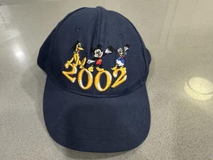 Cappello VINTAGE Walt Disney World berretto cinturino posteriore Topolino Pluto Paperino gioventù anni 2000 nuovo con etichette - Foto 1 di 11
