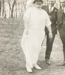 Años 1920-1930 Big Chubby Husky Mujer con Sobrepeso en Vestido Hombres Foto Original P3m16 - Imagen 1 de 19