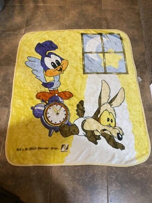 Vintage Yellow Baby Looney Tunes ￼Road Runner, Wiley Coyote Crib Throw Blanket - Image 1 of 4