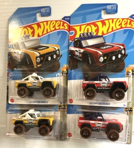 2022 Hot Wheels Diecast CUSTOM FORD BRONCO 2 Red & 2 Yellow 74/250 LOT OF 4 - Picture 1 of 3