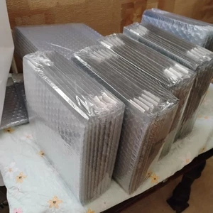 80 ENVELOPPES A BULLES HAUTE QUALITÉ ! 165 x 165mm ▶ CD, bijoux, petits objets - Picture 1 of 16