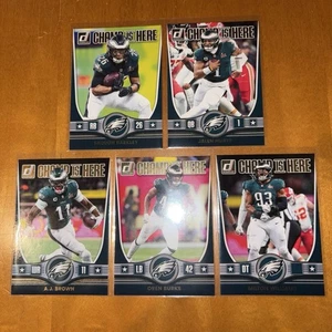 (5)2025 Panini Donruss Eagles Champ Is Here - Hurts Barkley Brown Williams Burks - Foto 1 di 2