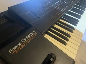 ROLAND G-800 Arranger Workstation/Keyboard - Picture 1 of 3