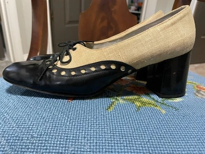 Vintage Sears laced saddle heels, size 7, 1960s - Image 1 of 4