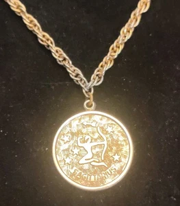 Vintage Sarah Coventry Sagittarius Zodiac Birth Sign Necklace Gold Plate 21.5" - Picture 1 of 8