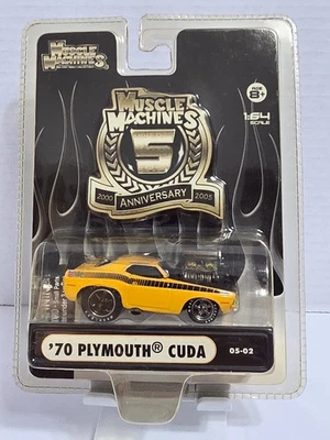 '70 PLYMOUTH CUDA YELLOW 05-02 MUSCLE MACHINES DIECAST CAR 2005 ANNIVERSARY - Image 1 of 4
