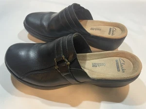 Zoccoli Clarks Donna Collezione 8 M Morbidi Cuscino Pelle Nera Slip On Comfort - Foto 1 di 7