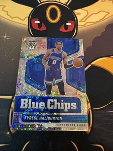 Tyrese Haliburton Mosaic Disco Rookie Blue Chips 2020-21 - Imagen 1 de 3