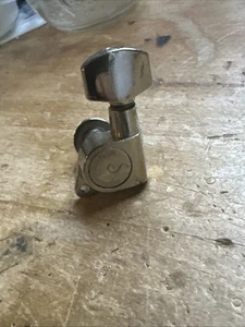 Sintonizzatore singolo vintage anni 70 Schaller doppia scheda cromato lato destro/basso - W Germania - Foto 1 di 4