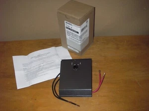 NEW: Disconnect Switch Markel/Raywall. For 2900/D Series Baseboard. 01061202 - Picture 1 of 7