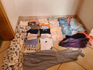 Kinderkleidung Größe 146, Mädchen 29 Teile Paket Sommer, Hosen, Tshirt, Kleid... - Bild 1 von 7