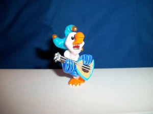 Medieval LUTE GUITAR Player SIR CONDOR Cartoon VULTURE Figurine Kinder Surprise - Picture 1 of 5