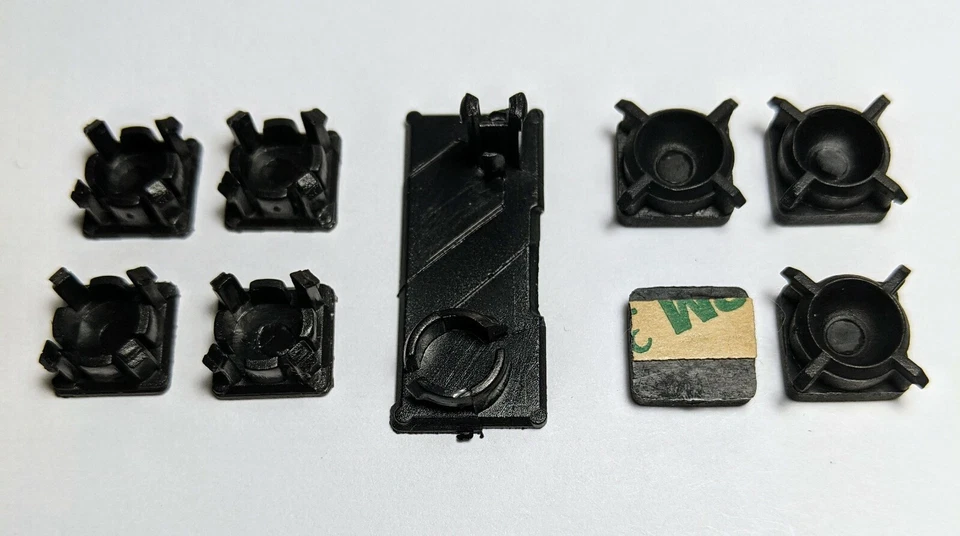 3 Juegos Pies Plástico Goma Botón Tapa Tornillo Cubierta Repuesto PS3 Delgado Vendedor de EE. UU. Foto 1 de 4