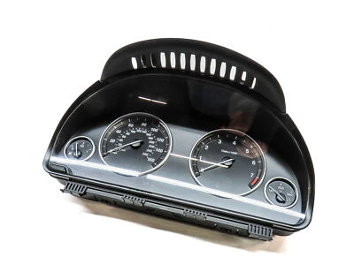 BMW 528i 535i 550i X3 GT 2011 (F10 F07 F25) velocímetro medidor de instrumento (170 k) Foto 1 de 4