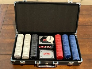 Poker Chips Set - with Heavy Premium Case - Picture 1 of 2