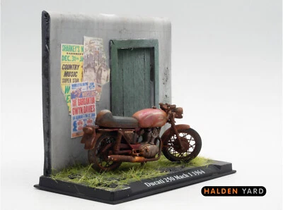 1:24 scale motorcycle. Ducati 250 Mach 1 diorama.  Ref M4 — 第 1/4 张图片