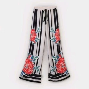 Flying Tomato NWT Women's High Waist Wide Leg Floral Print Palazzo Pants XS - Picture 1 of 13