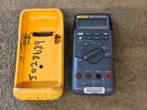 Fluke 87 III True RMS Multimeter Digital Voltage Meter - Picture 1 of 9