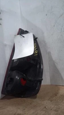 2005 Chevrolet Colorado Right Tail Light Assembly Red 185K Mi OEM Used Foto 1 de 3