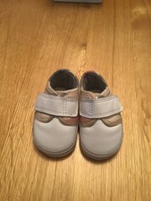 infant burberry trainers