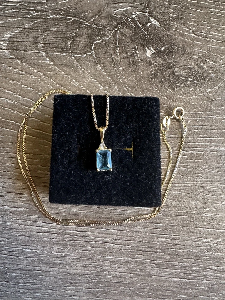 Elegant Gold Necklace with Simulated Blue Topaz and Cz Gemstone Pendant 18 inch - Image 1 of 4