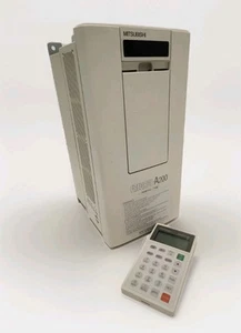 NEW Mitsubishi FR-A220E-3.7K-UL Inverter With Controller FRA220E37KUL - Picture 1 of 9
