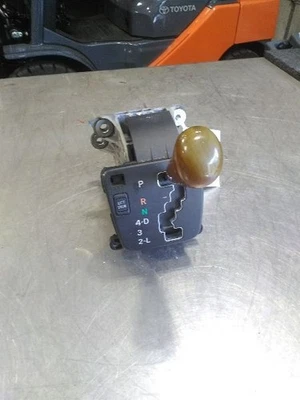 Shifter RX350     2008 Transmission Shift Assembly 123826 - Image 1 of 4