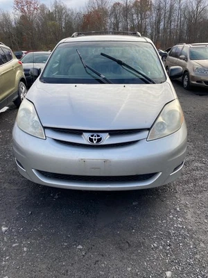 04 05 06 07 08 09 10 Conjunto parachoques trasero TOYOTA SIENNA Foto 1 de 4