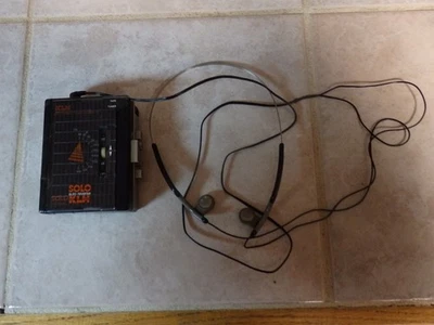 Кассетный винтажный тюнер KLH FM Stero непроверенный - Изображение 1 из 3