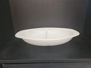 Plato de cocina vintage Pyrex # 1063 1 1/2 qt doble cara blanco leche hecho en EE. UU.  - Imagen 1 de 4
