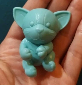  2021 Raising Cane’s Chicken Fingers Kid's Meal Toy Straw Buddy CAT - Picture 1 of 1