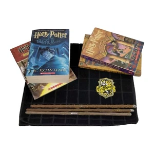 Lot Of 4 Harry Potter Books & Memorabilia - Picture 1 of 5