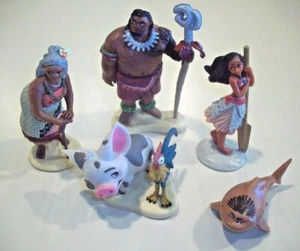 Disney PVC Figure / Cake Topper ~ Moana, Chief, Pua, Gramma Tala, Hei-Hei, Shark - Picture 1 of 3